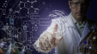 Bilimsel Cam ve kimya formülü nün arka planı üzerinde deneyler yapan bir kimyacının silueti. Eğitim, kimya ve bilim konularında ki kavram. Kimyasal arka plan.