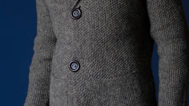 Erkek moda tasarımcısı kıyafetleri..