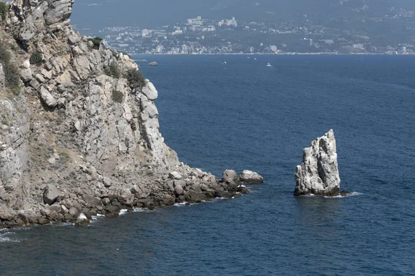 Kayalık sahil peyzaj