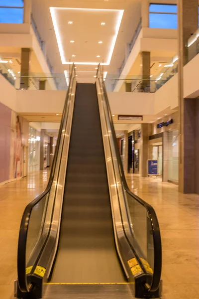Cennet Alışveriş Asansörler — Stok fotoğraf