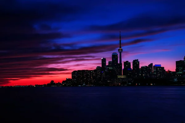 Last Streaks Light Night Falls Electric Lights Take Toronto Ontario — Stock Photo, Image
