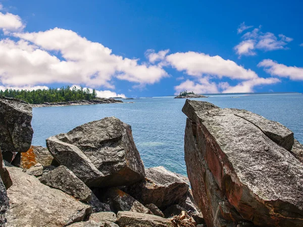 Giant Rocks Shore Lake Superior Canada — Stock Photo, Image