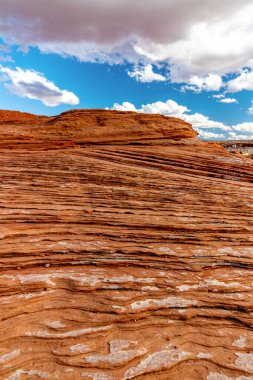 Kaya yarığı yükseliş ile azalır, The Chains, Page, Arizona, ABD