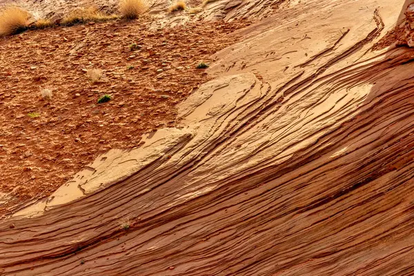 Pure Golden Rock Face Its Elements Desert Sun Chains Page — Stock Photo, Image