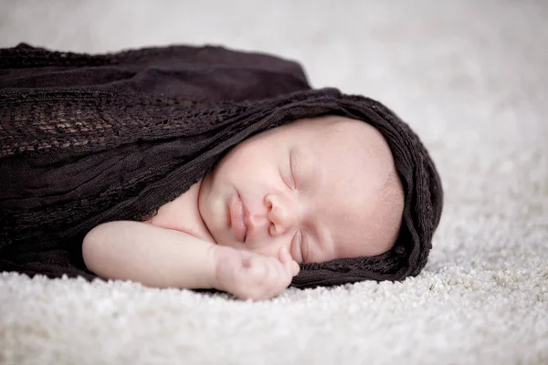 Cute Weeks Newborn Baby Wrapped Brown Textile Sleeping Coverlet — Stock Photo, Image