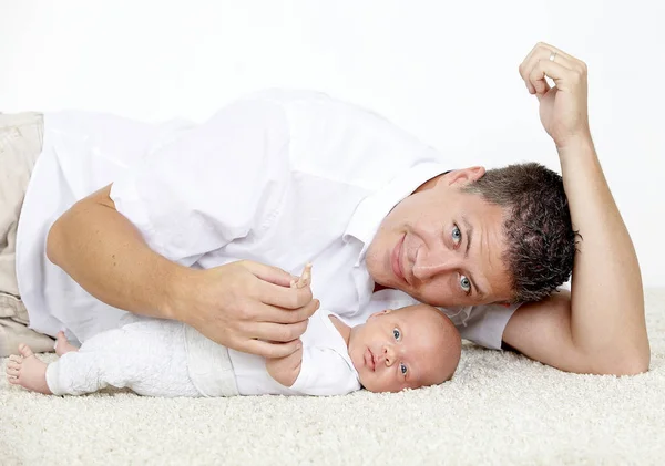 Retrato Pai Com Adorável Bebê — Fotografia de Stock