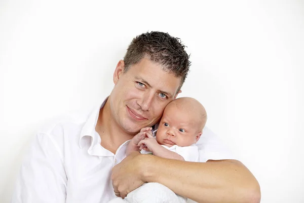 Retrato Pai Segurando Adorável Bebê — Fotografia de Stock
