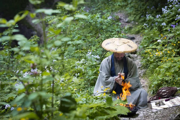 European Man Beard Japanese Robe Making Fire Ceremony Front Great — Stock Photo, Image