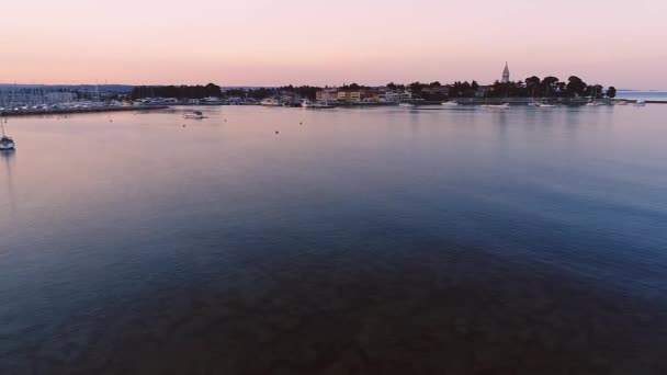 Flygfoto Över Yachter Hamnen Novigrad Vid Soluppgången — Stockvideo