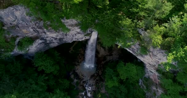 Drone Lotu Nad Olbrzymi Wodospad Zwany Wildensteiner Wodospad Austrii — Wideo stockowe