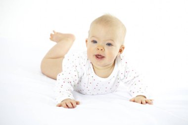 şirin yedi aylık bebek portresi 