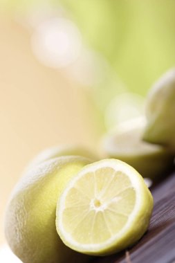 taze yığını sarı limon, yakın çekim 