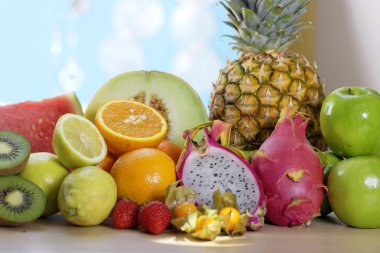 taze olgun egzotik meyve yığını, yakın çekim  