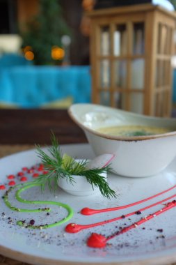 yakından görmek lezzetli kabak kremalı çorba 