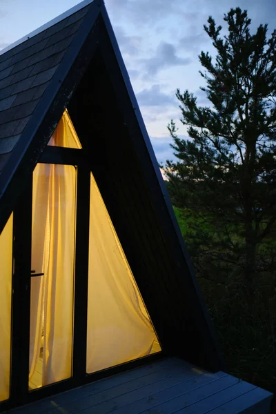 Wigwam Contra Cielo Del Atardecer Concepto Camping Glamping — Foto de Stock