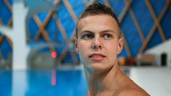 Retrato Nadador Adolescente Masculino — Fotografia de Stock