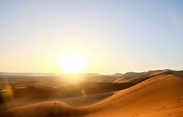 Salida Del Sol Sobre Dunas Desierto Del Sahara Merzouga Marruecos — Foto de Stock