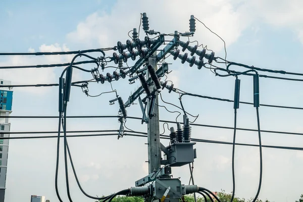 Bangkok, Tayland için beton elektrik direği.