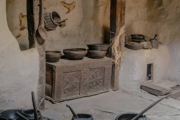 Antik Baltit kale mutfak eşyaları. Karimabad, Hunza Vadisi. Gilgit Baltistan, Pakistan.