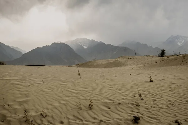Bewolkt Stoffig Scene Storm Natuur Landschap Katpana Koude Woestijn Met — Stockfoto
