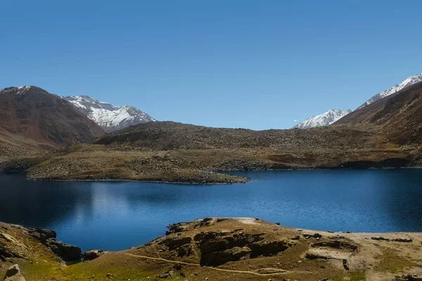 Natuur Landschap Uitzicht Lulusar Lake Met Besneeuwde Bergketen Kaghan Valley — Stockfoto