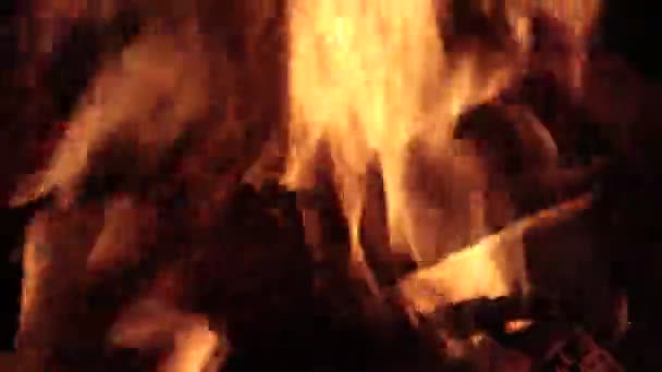 減速は燃え盛る火のビデオ — ストック動画