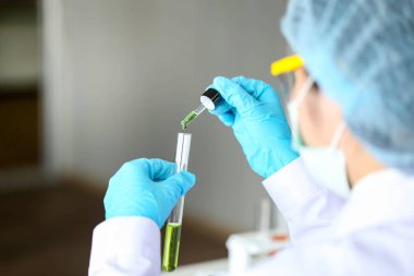 Kimyasal tüp geliştirme ve eczane laboratuvar, Biyokimya ve araştırma teknoloji kavramı.