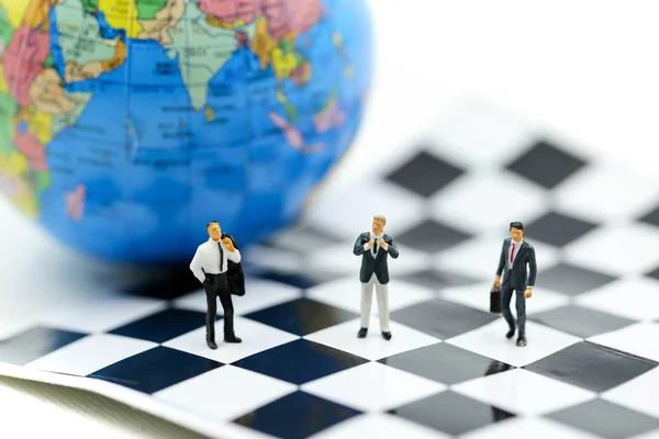 Μινιατούρα Άτομα Επιχειρηματική Ομάδα Στρατηγική Κατάρτισης Σκάκι Target Απόφαση Και — Φωτογραφία Αρχείου