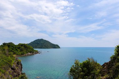Güzel plaj manzarası, güzel tropik plaj, tatil ve tatil.