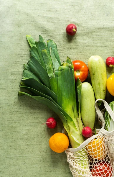 Здоровое Питание Здоровое Питание Экологической Сумке Овощи Фрукты Зеленом Фоне — стоковое фото