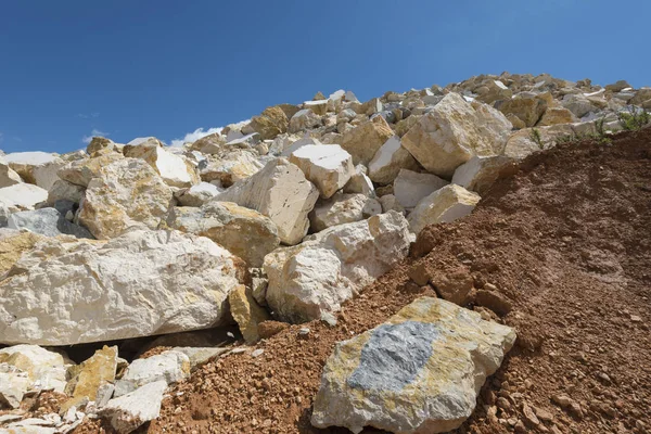 Odpad z těžby mramoru — Stock fotografie
