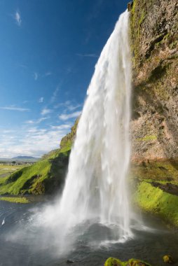 İzlanda 'nın güney kıyısında Seljalandsfoss şelalesi