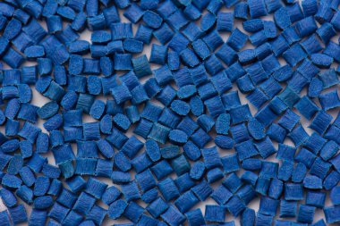 Lacivert / turkuaz plastik polimer reçine karışımı, cam lifli.