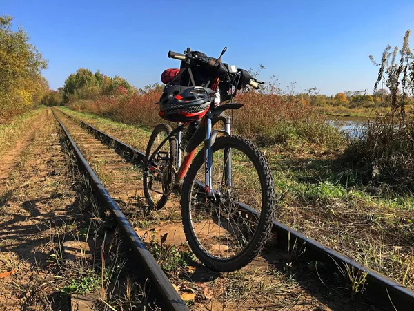 Beautiful Autumn Day Tourist Trip Bicycle — Stock Photo, Image