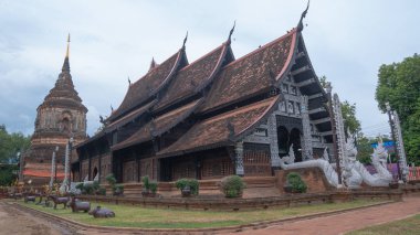 Wat Lokmolee Chiang Mai Tayland. Chedi Mengrai Hanedanı Kraliyet üyelerinin külleri ev iddia edilir. Wat Lokmolee, Thanon manee Nopparat, Muang Chiangmai. Wat Lok Moli Thai: 
