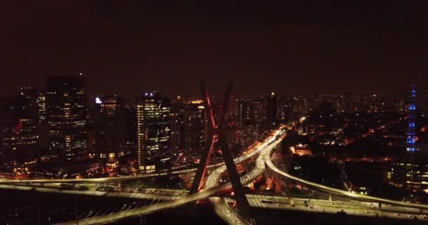 Vista Aérea Nocturna Del Puente Octavio Frias Oliveira Puente Cable — Vídeos de Stock