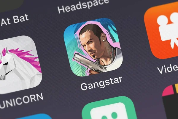 ロンドン イギリス 2018 スクリーン ショットの Gameloft 社のモバイル アプリ ギャング スター — ストック写真