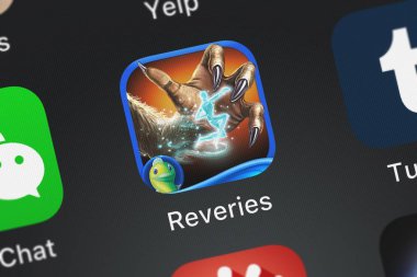 London, Büyük Britanya - 29 Eylül 2018: Screenshot-in hareket eden app Reveries: Soul Collector Hd - A büyü gizli nesne oyun--dan büyük balık oyunları, Inc.