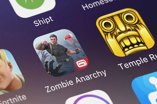 London Wielka Brytania Września 2018 Zbliżenie Ikony Anarchii Zombie Gameloft — Zdjęcie stockowe