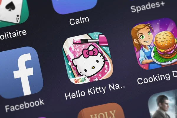 Лондон Великобританія Вересня 2018 Скріншот Мобільний Додаток Hello Kitty Салоні — стокове фото