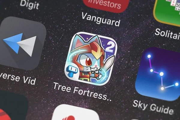 Londra Regno Unito Settembre 2018 Screenshot Della Tree Fortress Defense — Foto Stock