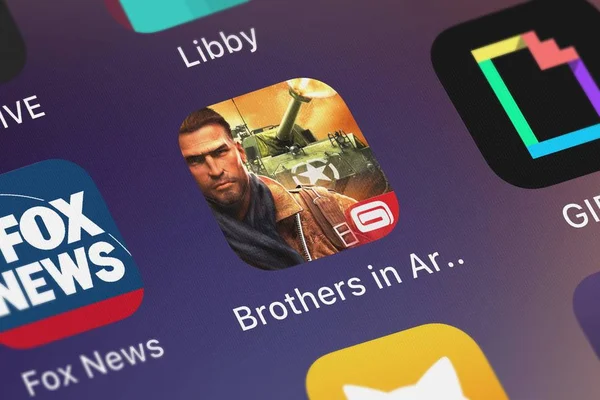 Лондон Великобританія Вересня 2018 Закри Постріл Gameloft Популярні App Брати — стокове фото