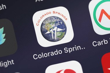 London, Büyük Britanya - 29 Eylül 2018: yakın çekim çekim bir iphone Colorado Springs Sd 11 uygulama simgesine Blackboard Inc.