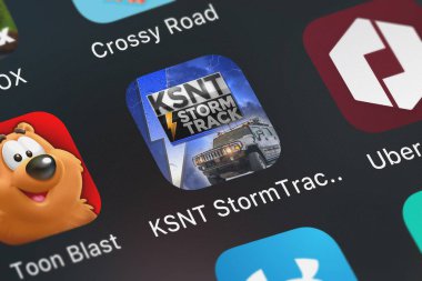 London, Büyük Britanya - 30 Eylül 2018: simge bir iPhone mobil App Ksnt Stormtrack Lin televizyon Corporation.