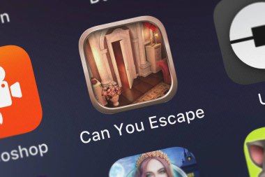 London, Büyük Britanya - 29 Eylül 2018: yakın çekim çekim sen kaçabilir - Kaarel Kirsipuu--dan tatil mobil app.