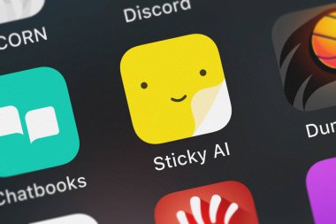 London, Büyük Britanya - 30 Eylül 2018: yapışkan AI hareket eden app Prisma Labs, bir iphone ekranında a.ş.