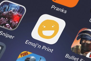 London, Büyük Britanya - 29 Eylül 2018: simge mobil App Emojn baskı Mea Mobile iphone üzerinde.