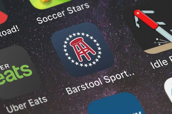 London, Büyük Britanya - 30 Eylül 2018: simge bir iPhone mobil App tabure spor tabure spor.