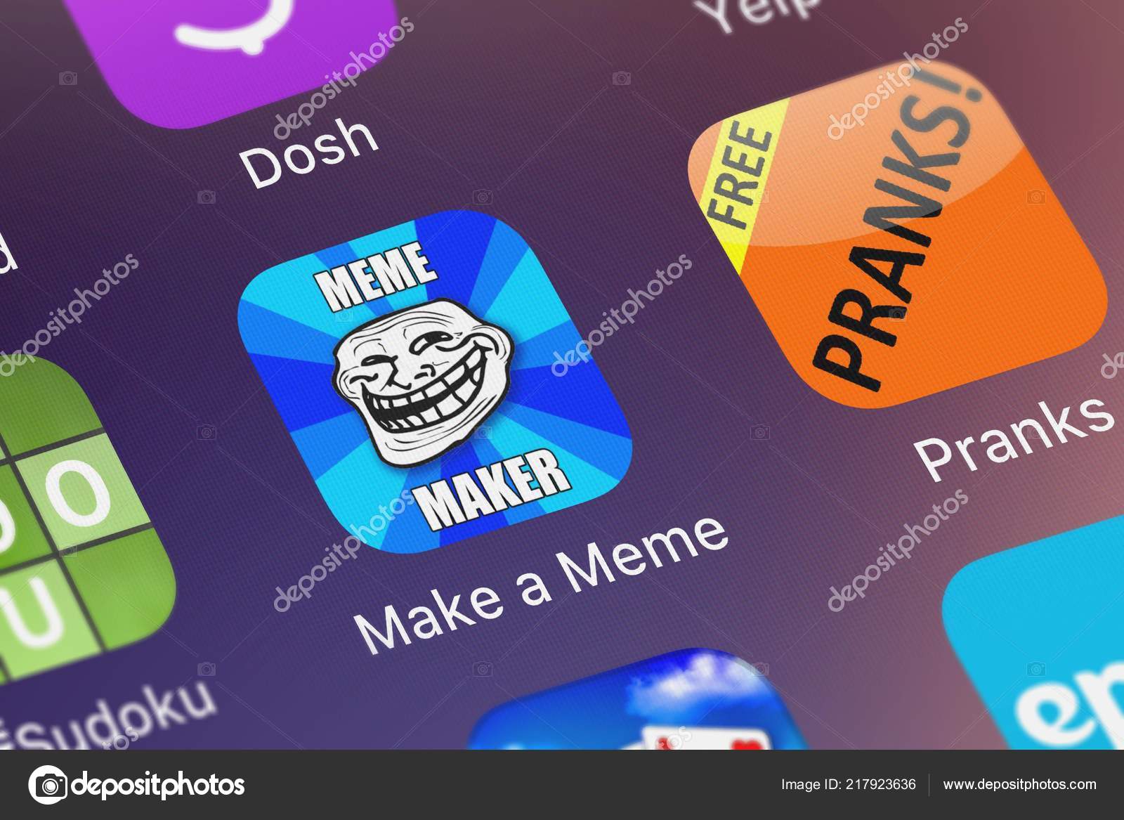 Meme Maker- Fun Meme Generator by Grassapper LLC