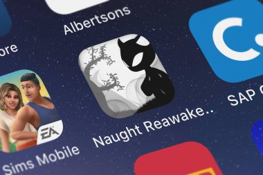 London, Büyük Britanya - 01 Ekim 2018: Screenshot şey Reawakening mobil App iphone üzerinde cins Oyunlar simgesinden.